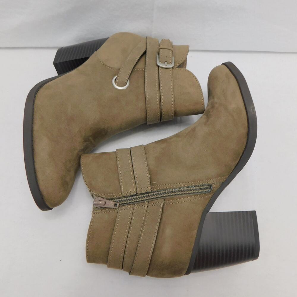 Style & Co. Women's Zolaa Faux Suede Taupe Ankle Boots Size 8 New Shoes - Picture 2 of 9